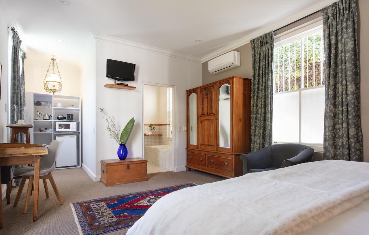 22 Die Laan Guest House Stellenbosch Bagian luar foto