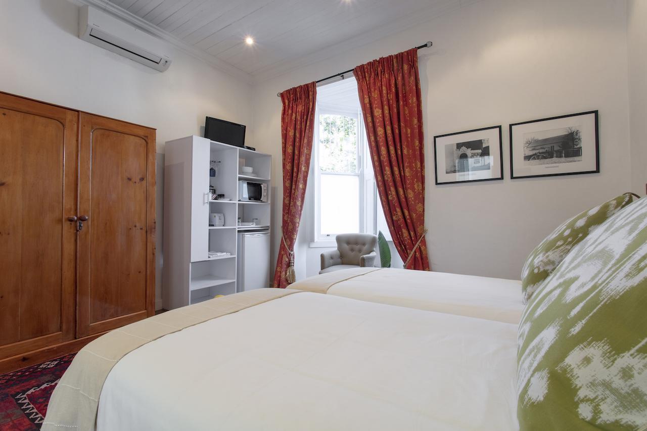 22 Die Laan Guest House Stellenbosch Bagian luar foto