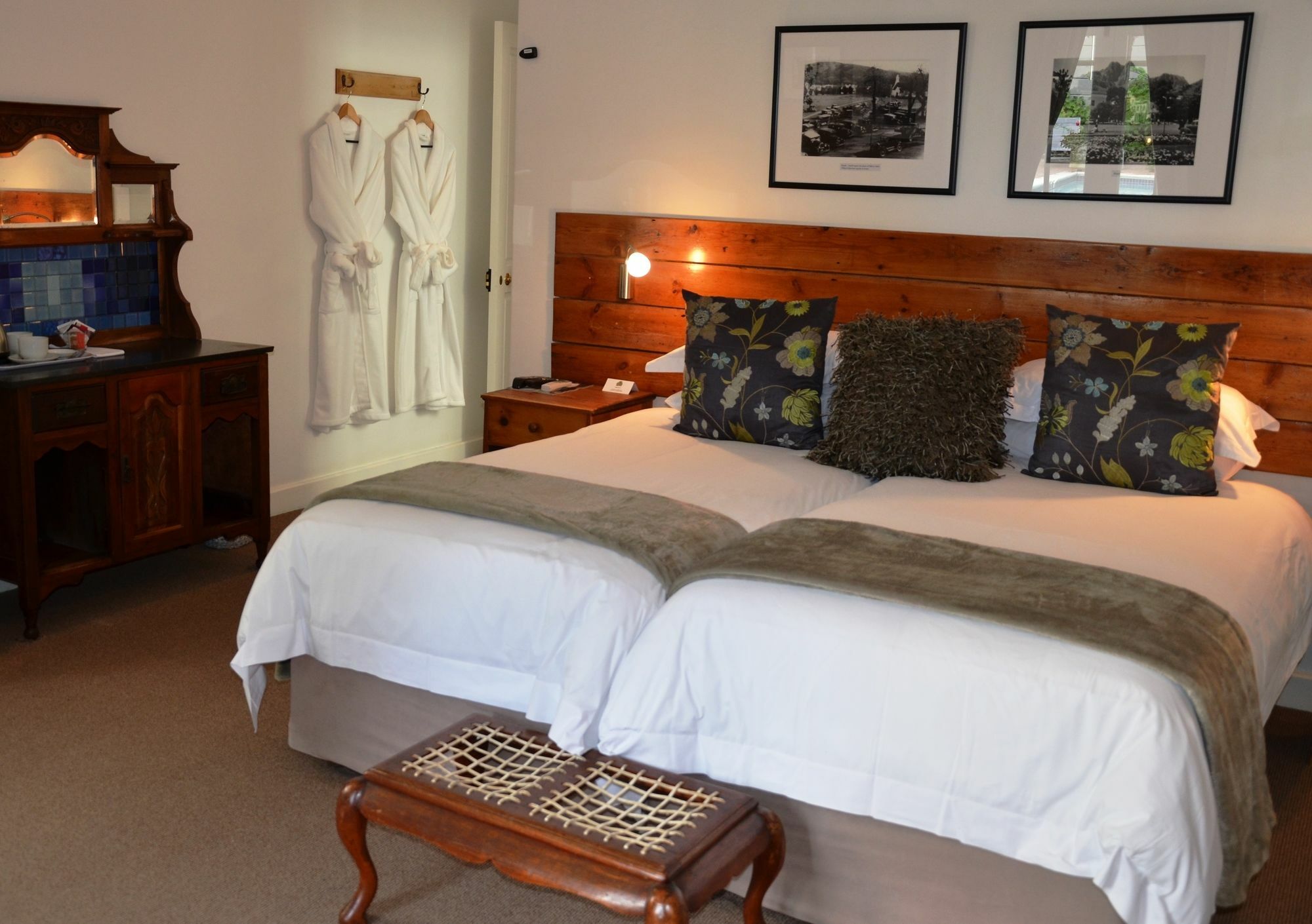 22 Die Laan Guest House Stellenbosch Bagian luar foto